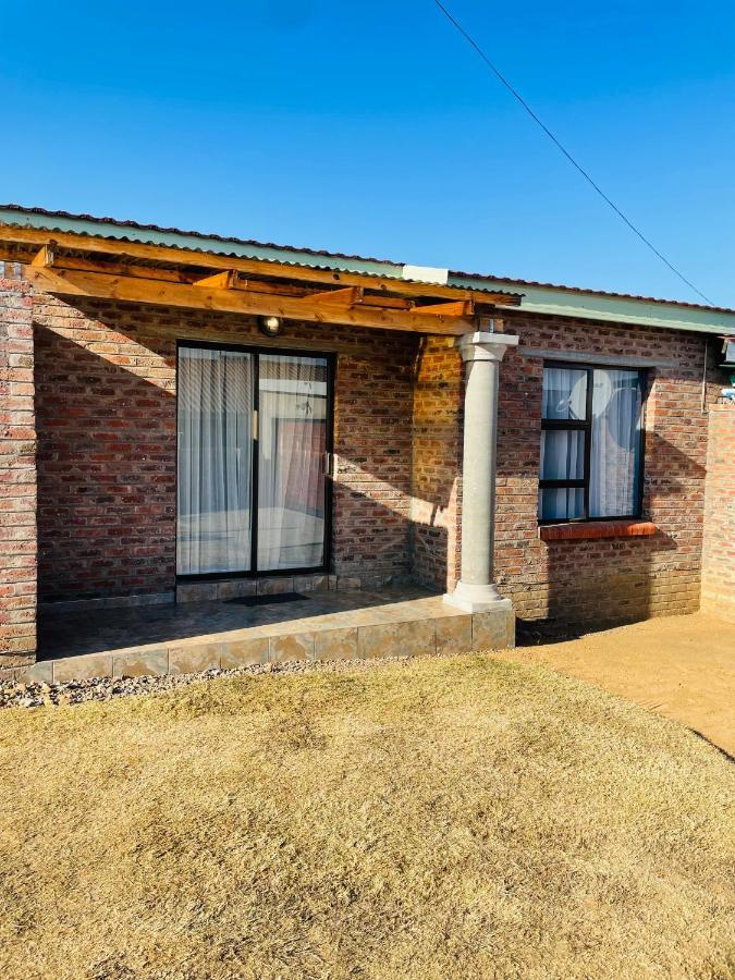 Moh Ville Guest House Maseru Exterior photo
