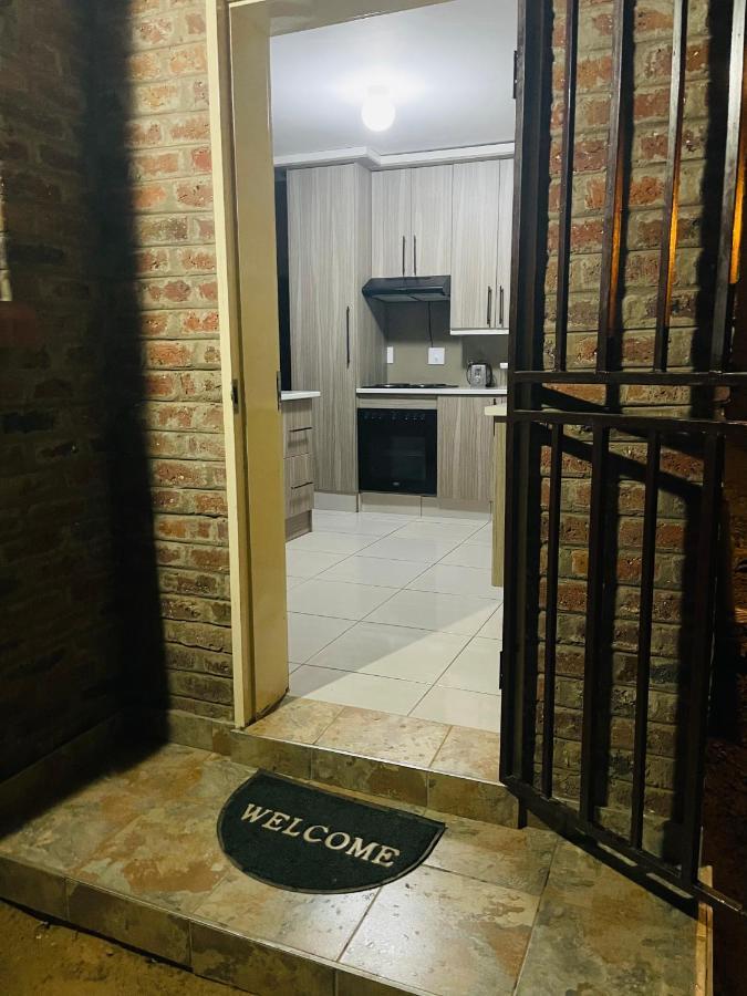 Moh Ville Guest House Maseru Exterior photo